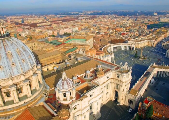 Vatikan - Ena od treh civilizacij, katere dediči smo, se je začela na sedmih gričih ob Tiberi.
